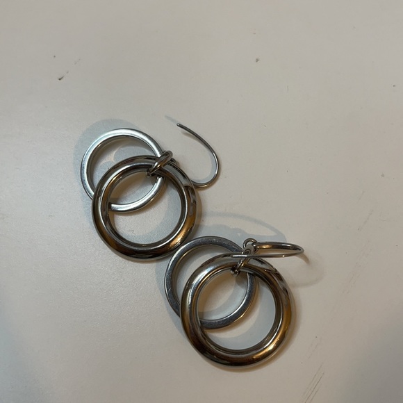 Fossil Earring - Picture 4 of 5